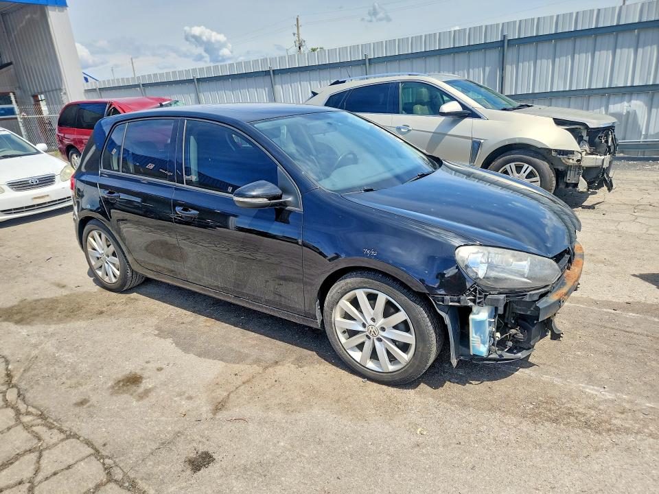 57523196 :رقم المزاد ، WVWDM7AJXBW179511 vin ، 2011 Volkswagen Golf مزاد بيع