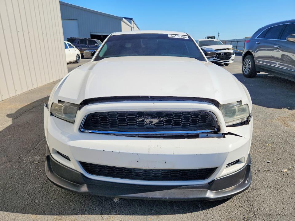 56186186 :رقم المزاد ، 1ZVBP8AM2D5227233 vin ، 2013 Ford Mustang مزاد بيع