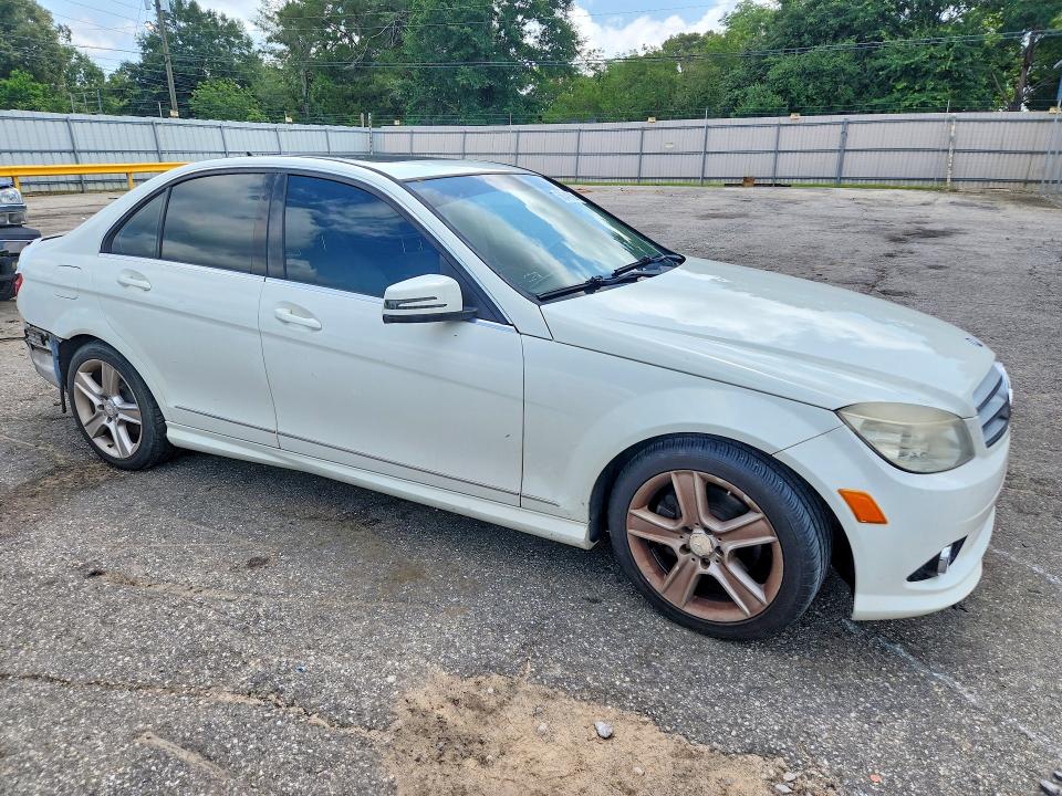 58540836 :رقم المزاد ، WDDGF5EB5AR096747 vin ، 2010 Mercedes-benz C مزاد بيع