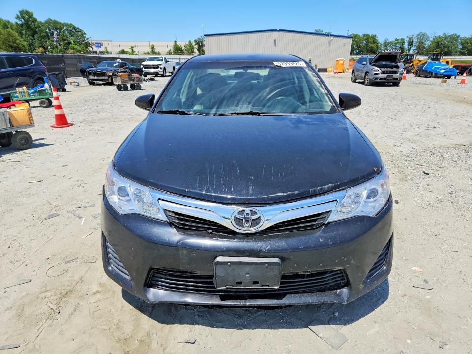 57399526 :رقم المزاد ، 4T1BF1FK4DU220757 vin ، 2013 Toyota Camry مزاد بيع