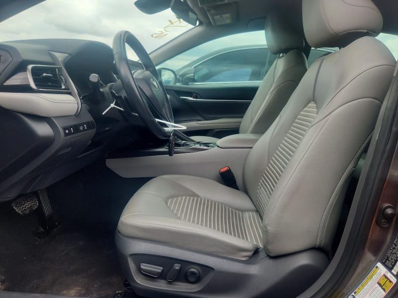 55773786 :رقم المزاد ، 4T1G31AK7MU548924 vin ، 2021 Toyota Camry مزاد بيع