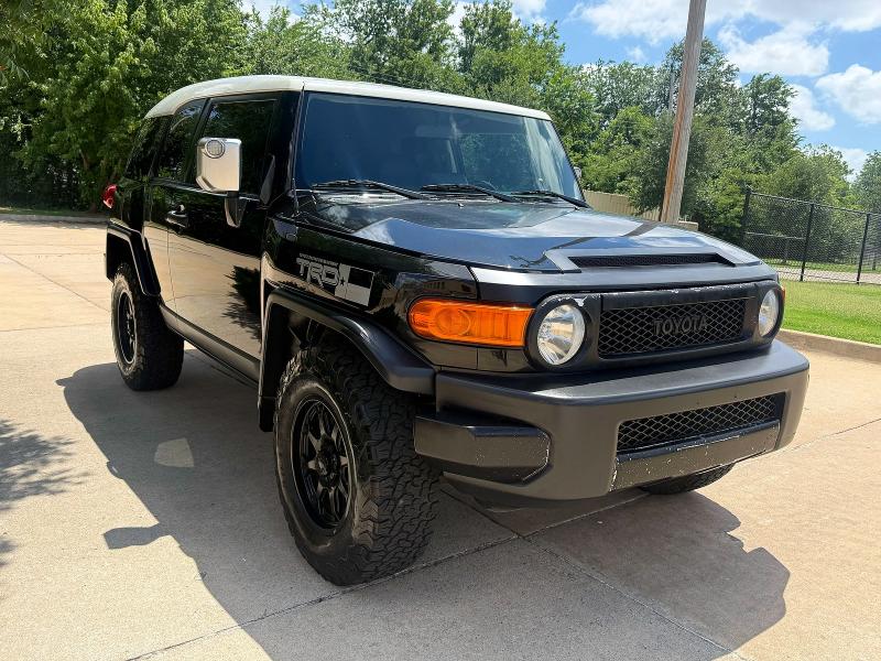 57045616 :رقم المزاد ، JTEBU11F770018393 vin ، 2007 Toyota Fj Cruiser مزاد بيع
