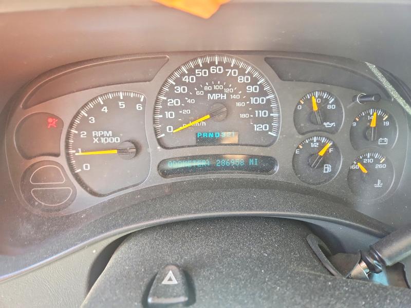 Продажа на аукционе авто 2004 Chevrolet Suburban, vin: 1GNEC16Z24J171901, номер лота: 57751796