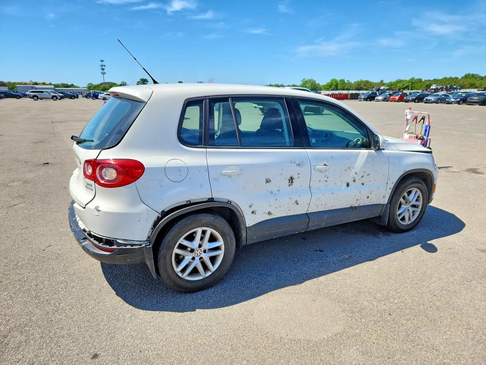 57186576 :رقم المزاد ، WVGBV7AX2BW524096 vin ، 2011 Volkswagen Tiguan مزاد بيع