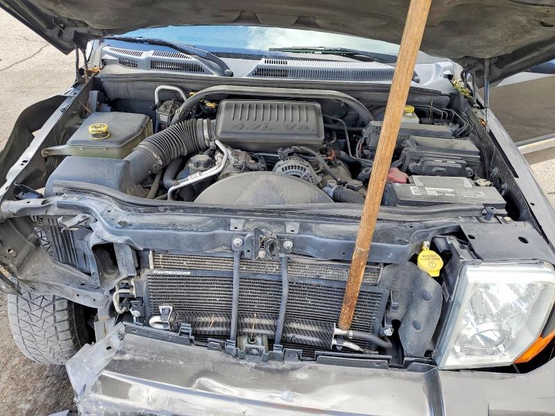 2006 Jeep Commander მანქანა იყიდება აუქციონზე, vin: 1J8HH58N76C125635, აუქციონის ნომერი: 56527726