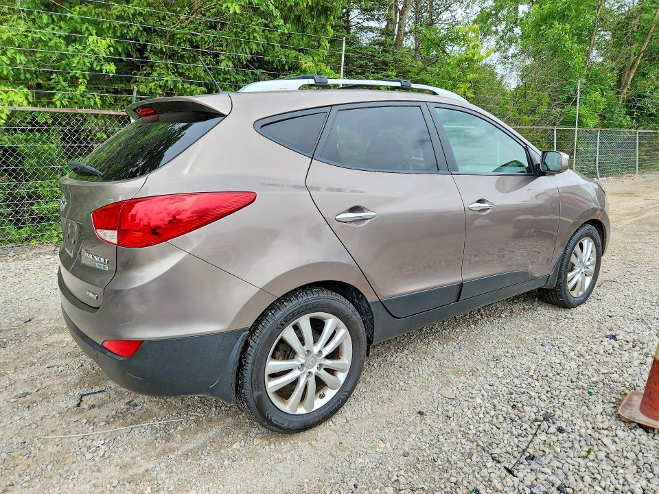 2013 Hyundai Tucson მანქანა იყიდება აუქციონზე, vin: KM8JUCAC3DU621147, აუქციონის ნომერი: 57274456