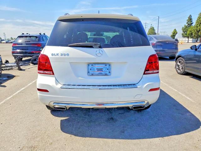 57092116 :رقم المزاد ، WDCGG5HB4FG413031 vin ، 2015 Mercedes-benz Glk مزاد بيع