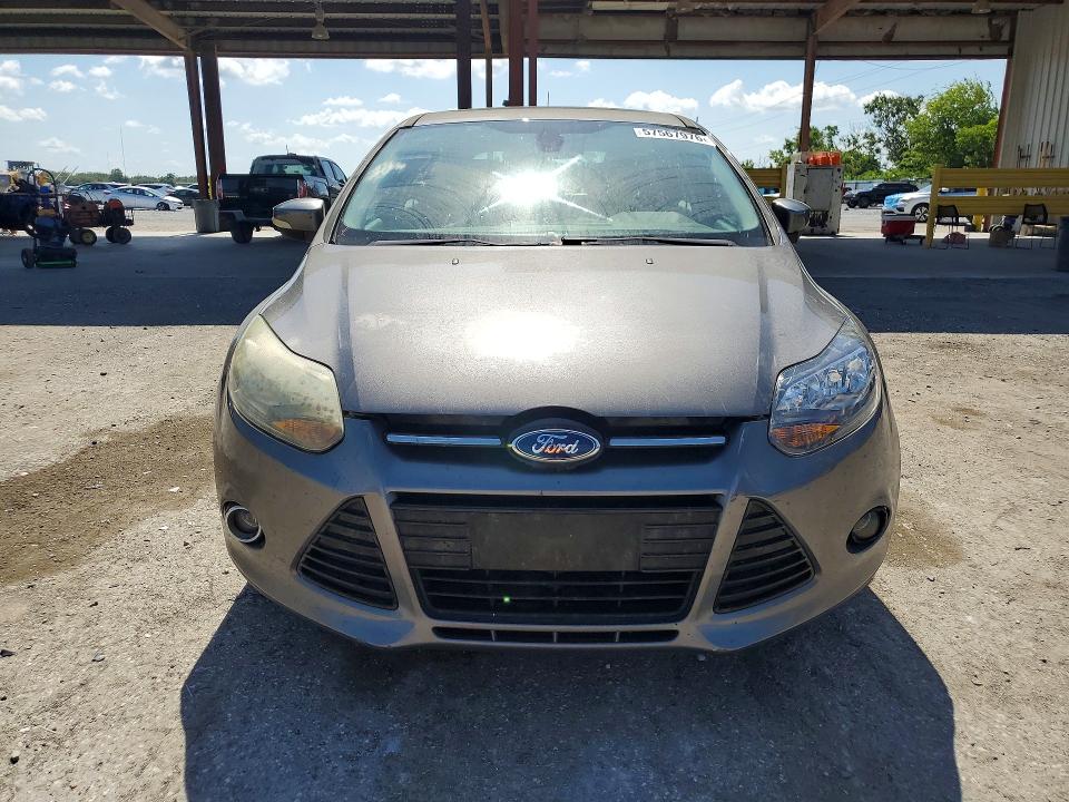 57567976 :رقم المزاد ، 1FAHP3N28CL399484 vin ، 2012 Ford Focus مزاد بيع