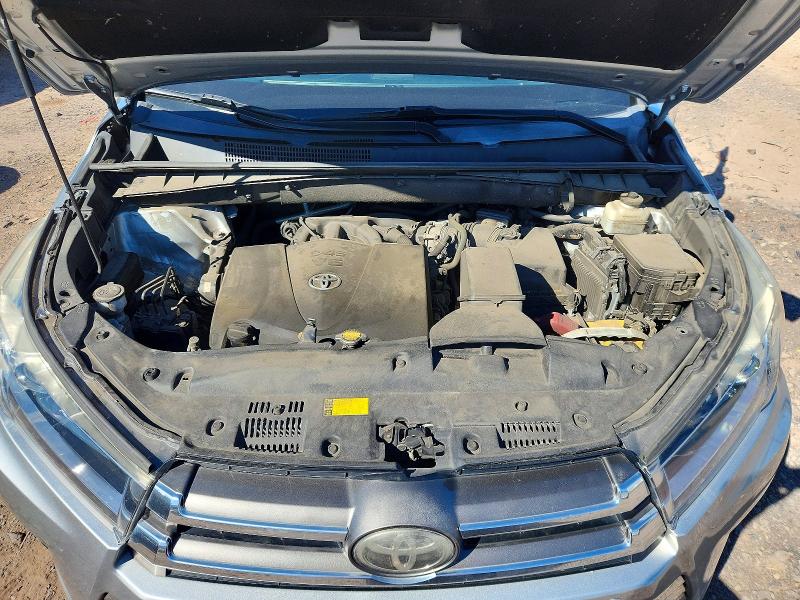 Продажа на аукционе авто 2017 Toyota Highlander, vin: 5TDDZRFH0HS428345, номер лота: 56716076