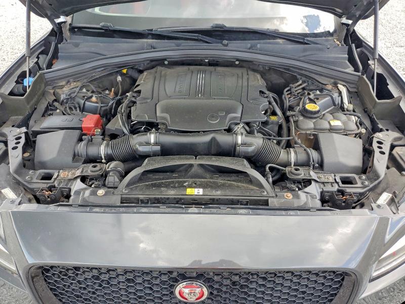 57165416 :رقم المزاد ، SADCM2FV3JA289861 vin ، 2018 Jaguar F-pace مزاد بيع