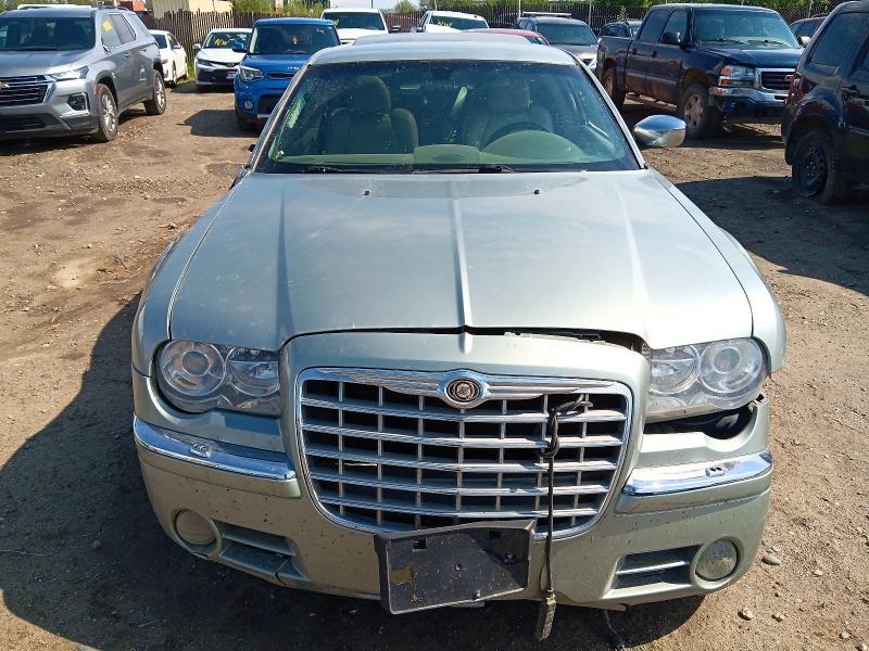 57815806 :رقم المزاد ، 2C3AA63H45H125211 vin ، 2005 Chrysler 300c مزاد بيع