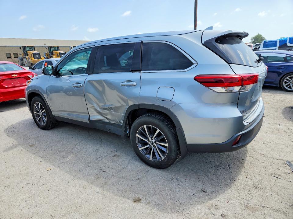 Продажа на аукционе авто 2019 Toyota Highlander, vin: 5TDJZRFH9KS588346, номер лота: 41633566