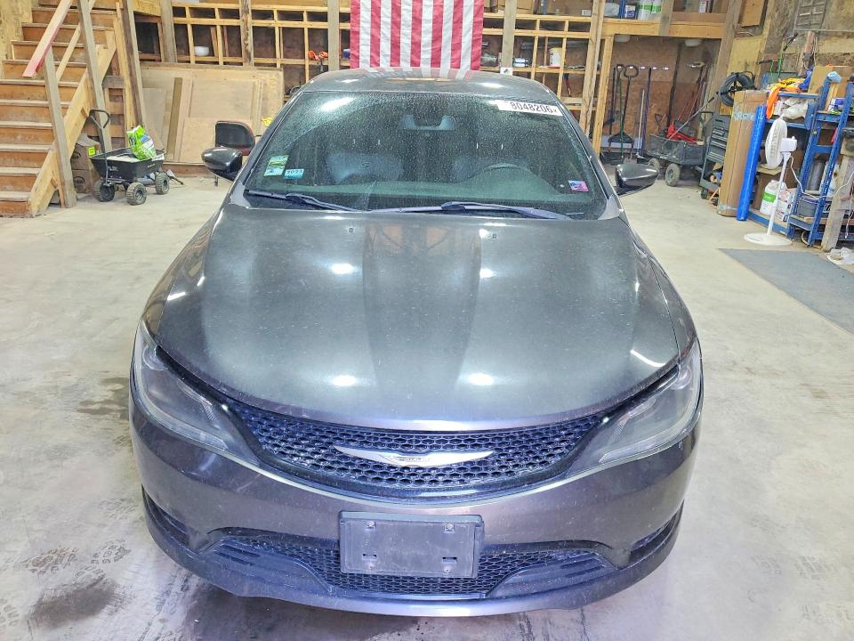 58048206 :رقم المزاد ، 1C3CCCDG3GN158475 vin ، 2016 Chrysler 200 مزاد بيع