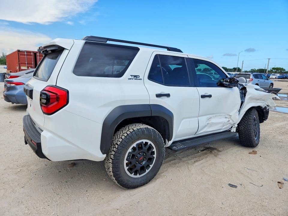58265816 :رقم المزاد ، JTEVB5BR6T5040868 vin ، 2026 Toyota 4runner مزاد بيع