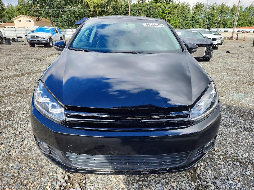 56188976 :رقم المزاد ، WVWAB7AJ2AW300362 vin ، 2010 Volkswagen Golf مزاد بيع