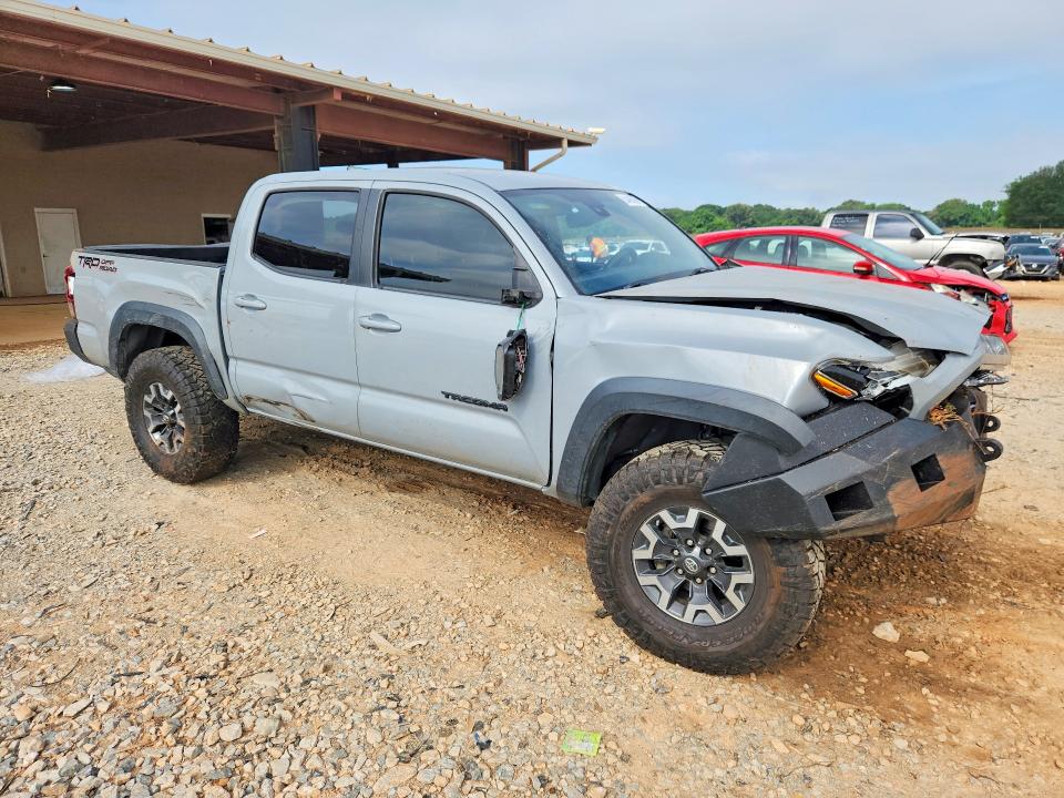 Продажа на аукционе авто 2018 Toyota Tacoma, vin: 3TMAZ5CN7JM075789, номер лота: 55483266