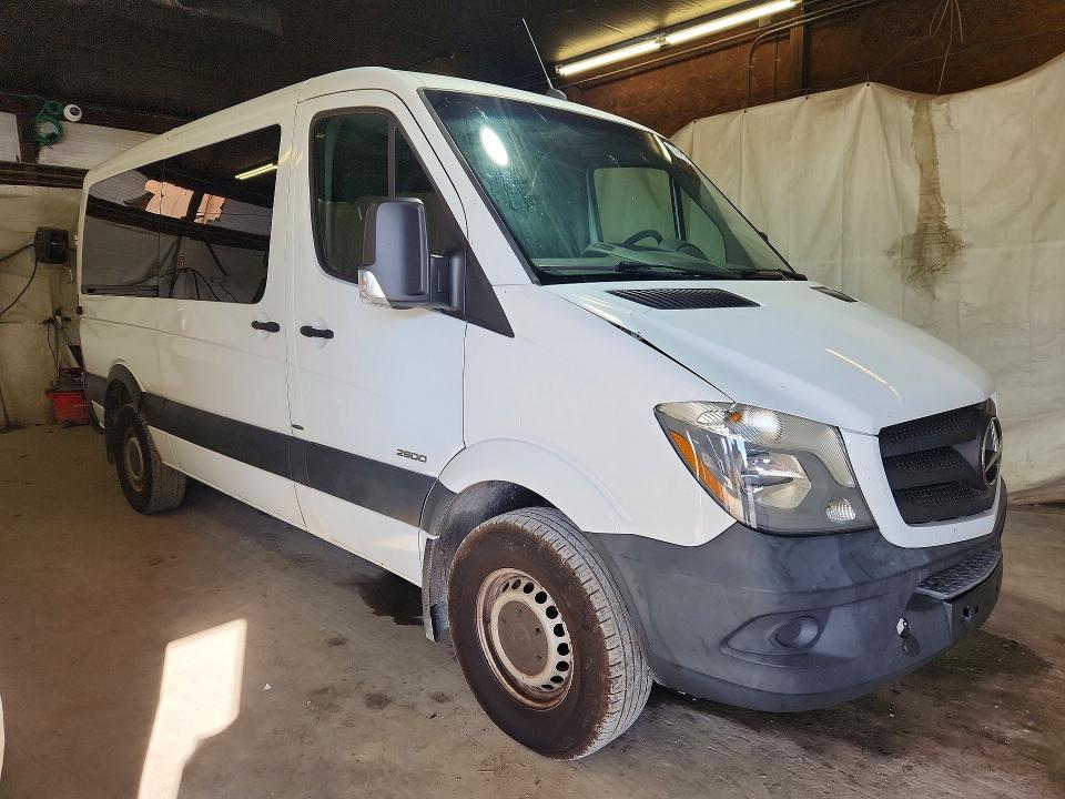 58245576 :رقم المزاد ، 8BRPE7DD4GE123933 vin ، 2016 Mercedes-benz Sprinter مزاد بيع