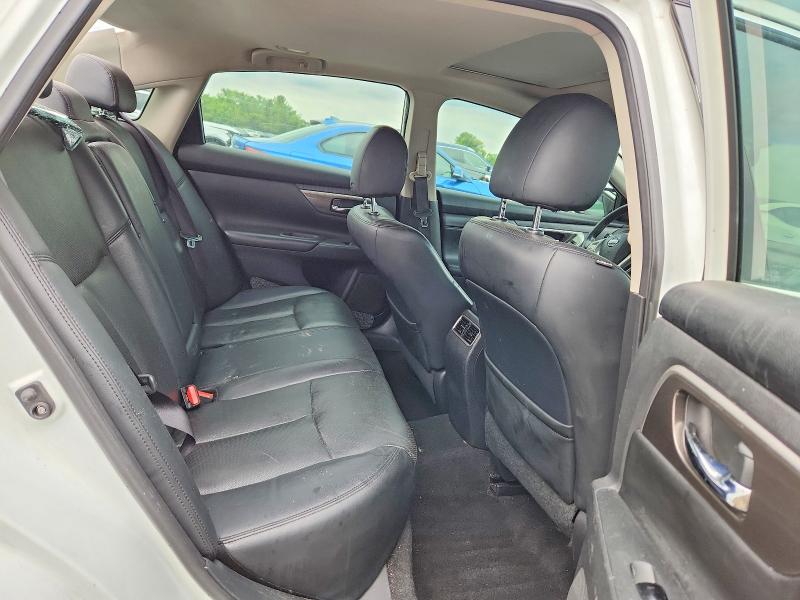 2015 Nissan Altima მანქანა იყიდება აუქციონზე, vin: 1N4AL3AP0FC145819, აუქციონის ნომერი: 58019816