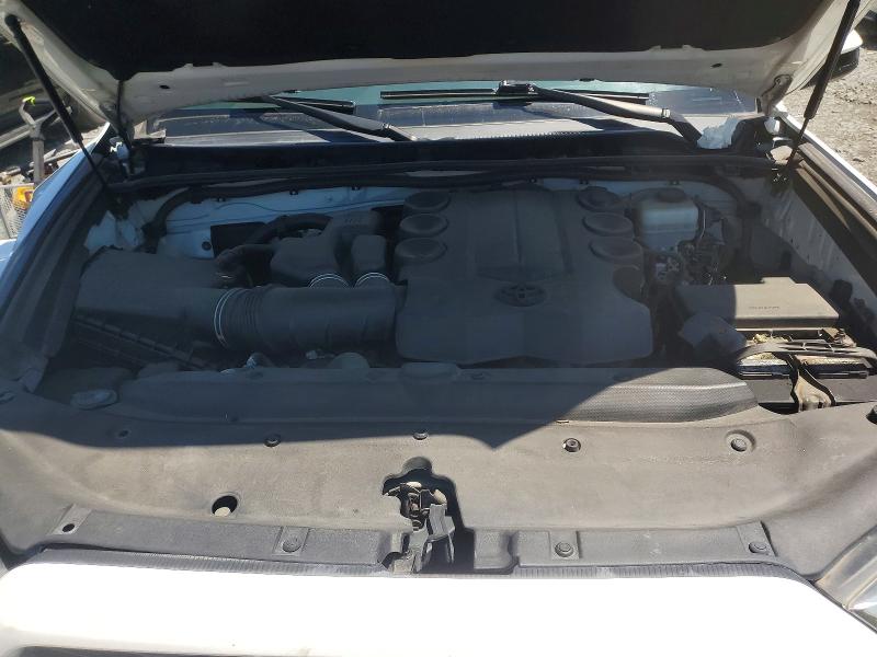 56034226 :رقم المزاد ، JTEBU5JR6F5272714 vin ، 2015 Toyota 4runner مزاد بيع
