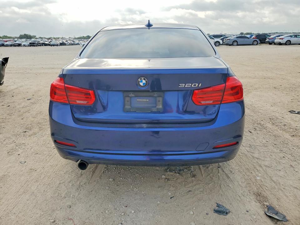 Продаж на аукціоні авто 2016 Bmw 320, vin: WBA8E1G55GNT34093, номер лоту: 57593356
