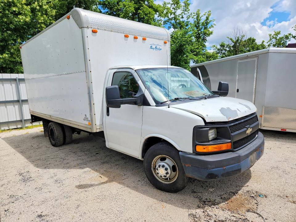 2010 Chevrolet Express G3500 მანქანა იყიდება აუქციონზე, vin: 1GB6G3BG7A1129970, აუქციონის ნომერი: 58842446