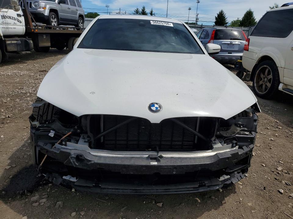 Продажа на аукционе авто 2021 Bmw M550xi, vin: WBA13BK07MCF15411, номер лота: 56625766