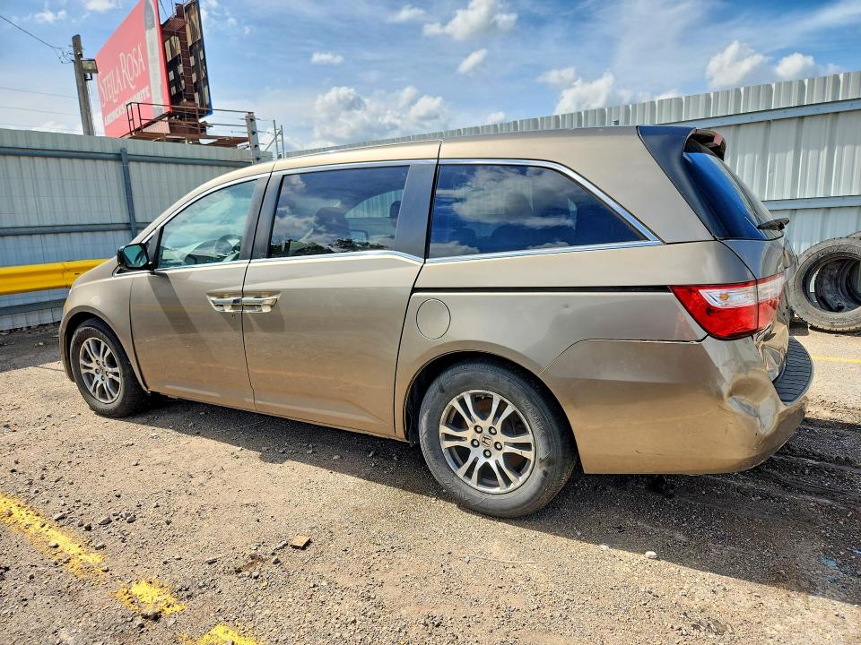 55928286 :رقم المزاد ، 5FNRL5H69BB096932 vin ، 2011 Honda Odyssey مزاد بيع