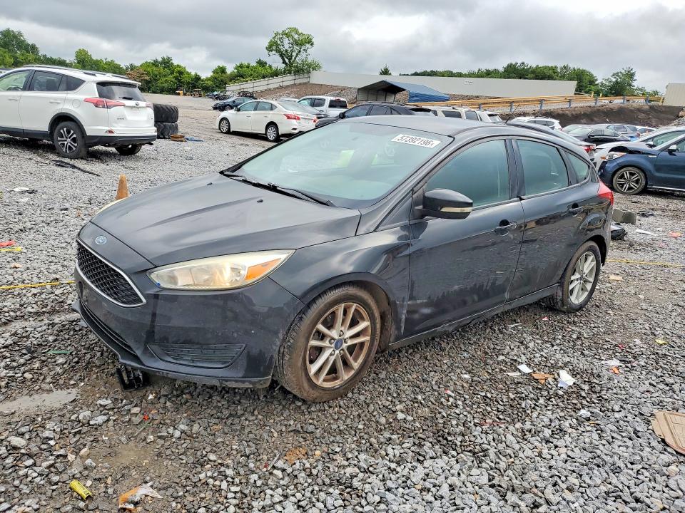 57392196 :رقم المزاد ، 1FADP3K24FL245104 vin ، 2015 Ford Focus مزاد بيع