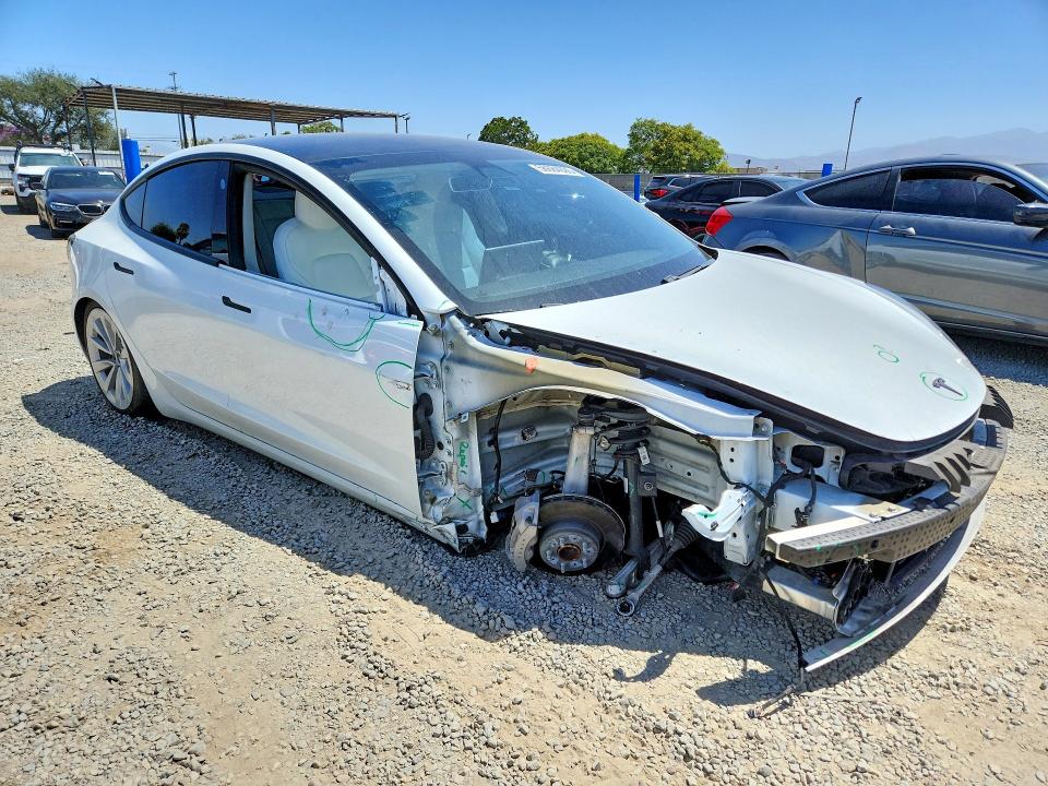 56684096 :رقم المزاد ، 5YJ3E1EA9MF921548 vin ، 2021 Tesla Model 3 مزاد بيع