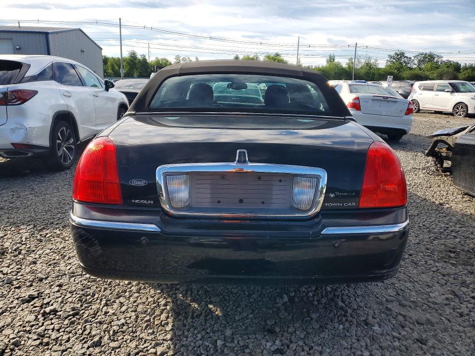 Aukcja sprzedaży 2004 Lincoln Town Car, vin: 1LNHM81W14Y660527, numer aukcji: 58030516