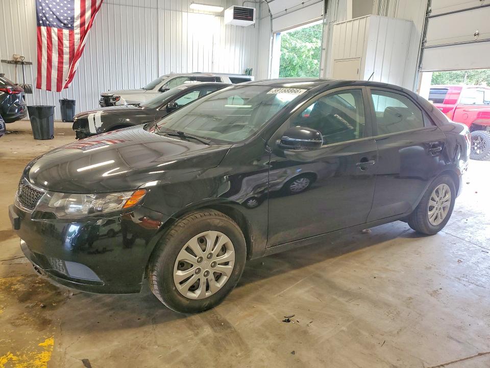 2013 Kia Forte მანქანა იყიდება აუქციონზე, vin: KNAFU4A23C5609707, აუქციონის ნომერი: 59158866