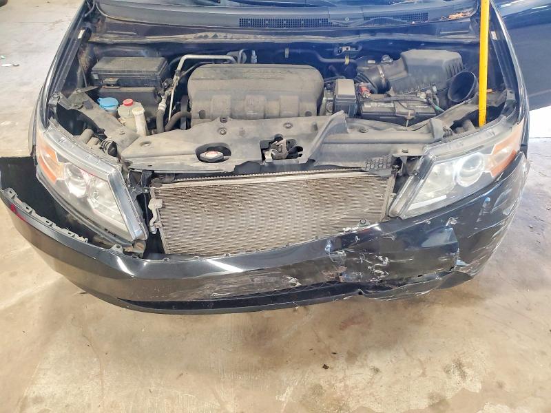 55330826 :رقم المزاد ، 5FNRL5H49FB033835 vin ، 2015 Honda Odyssey مزاد بيع