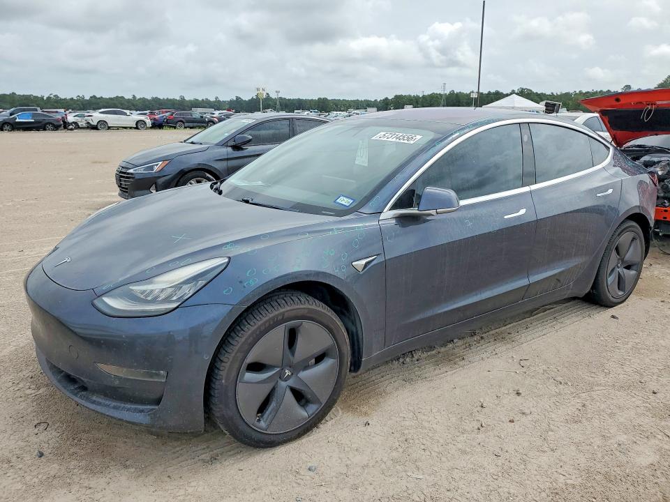 57314556 :رقم المزاد ، 5YJ3E1EA3JF033938 vin ، 2018 Tesla Model 3 Ev 4d 2wd مزاد بيع