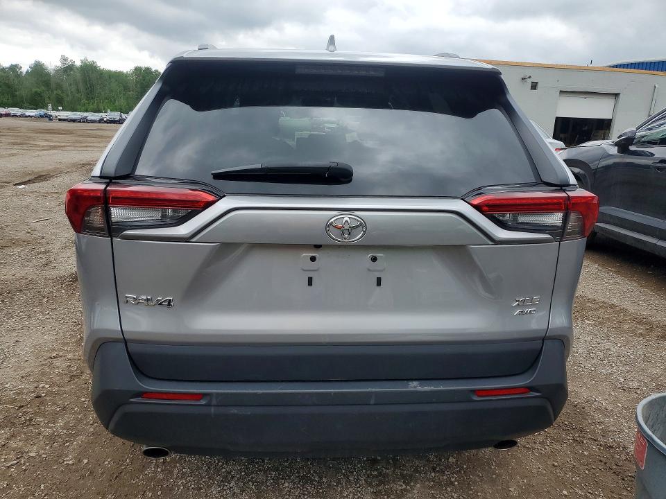 2022 Toyota Rav4 მანქანა იყიდება აუქციონზე, vin: 2T3R1RFVXNC272801, აუქციონის ნომერი: 55743616
