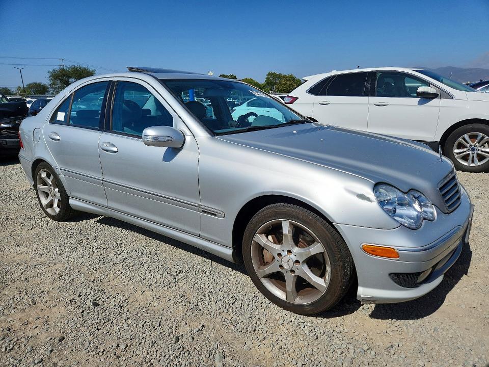 Продажа на аукционе авто 2007 Mercedes-benz C, vin: WDBRF52HX7A937124, номер лота: 55717146