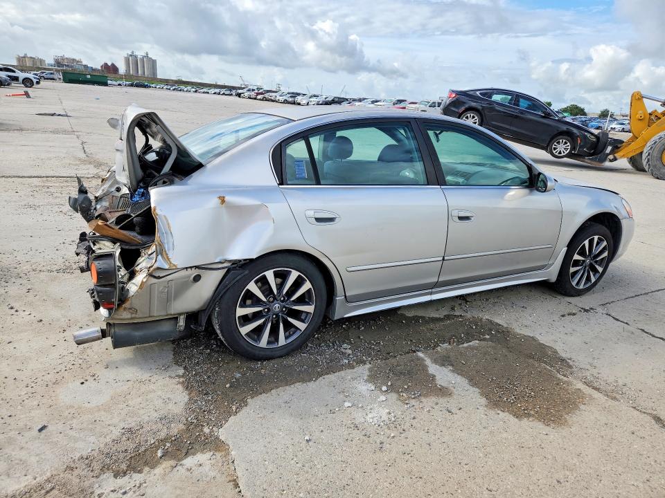 2003 Nissan Altima მანქანა იყიდება აუქციონზე, vin: 1N4BL11D93C304573, აუქციონის ნომერი: 55530446