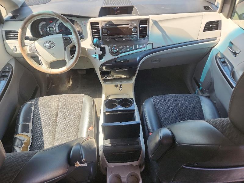 57837336 :رقم المزاد ، 5TDXK3DC8BS147052 vin ، 2011 Toyota Sienna مزاد بيع