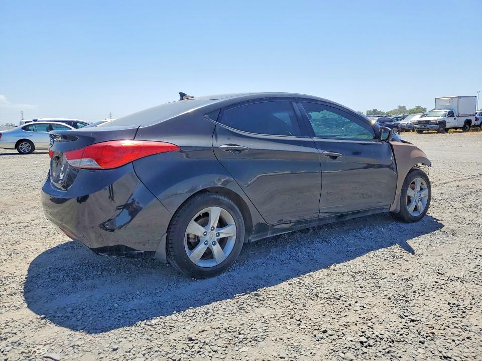 55584776 :رقم المزاد ، KMHDH4AE2DU972317 vin ، 2013 Hyundai Elantra مزاد بيع