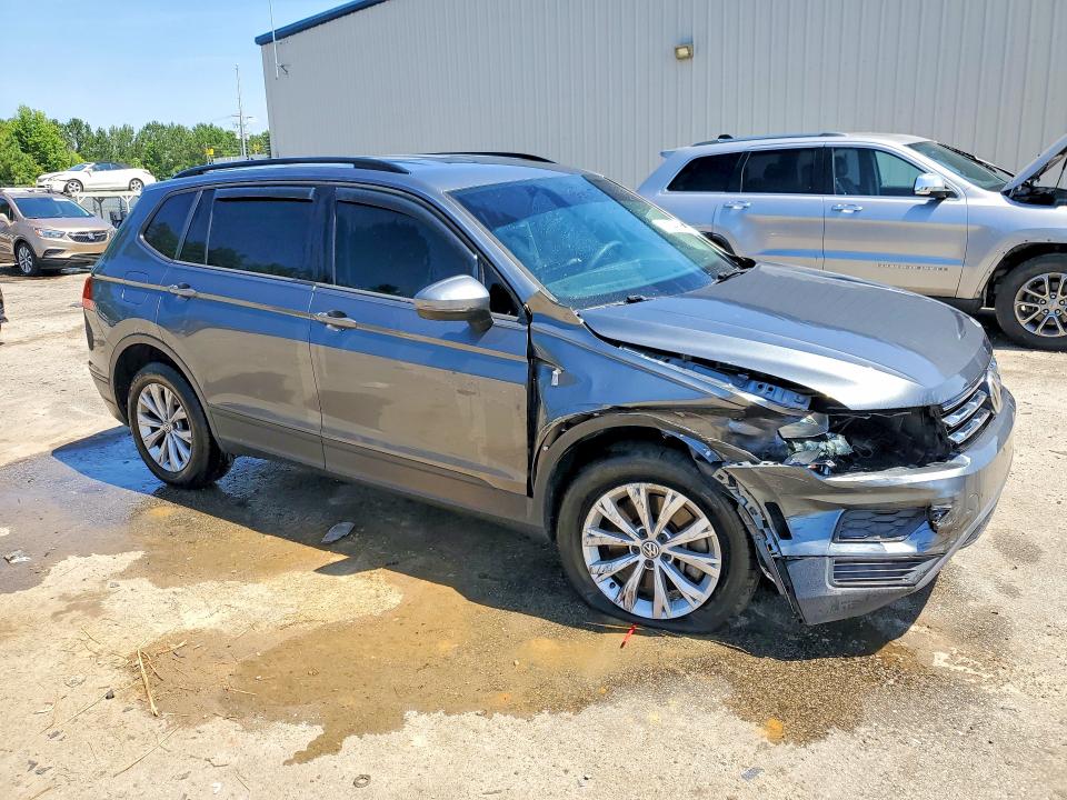 58754496 :رقم المزاد ، 3VV1B7AX6LM112078 vin ، 2020 Volkswagen Tiguan مزاد بيع