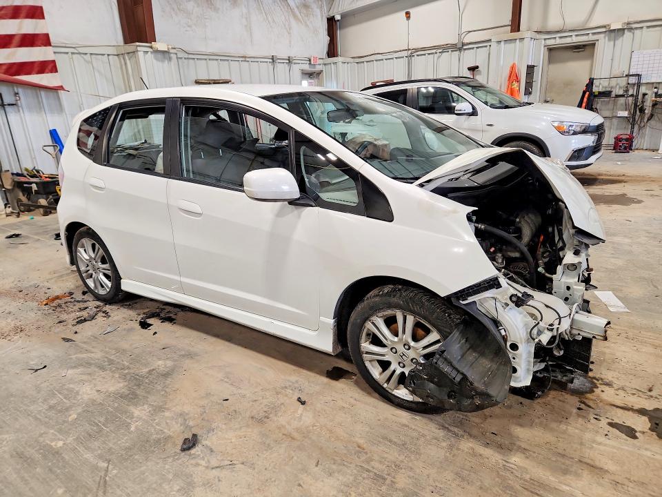 57705546 :رقم المزاد ، JHMGE8H40AC030944 vin ، 2010 Honda Fit مزاد بيع