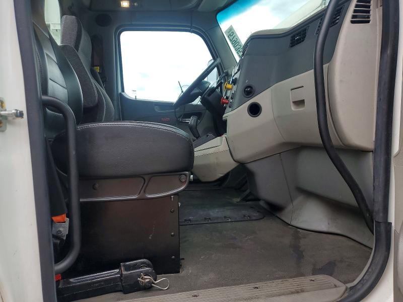 Продаж на аукціоні авто 2018 Peterbilt 579, vin: 1XPBA48XXJD478322, номер лоту: 57903576