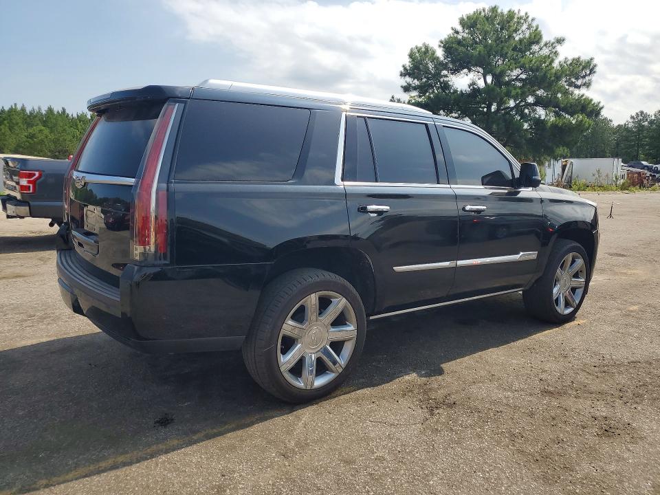 2018 Cadillac Escalade მანქანა იყიდება აუქციონზე, vin: 1GYS3BKJ2JR104451, აუქციონის ნომერი: 56793196