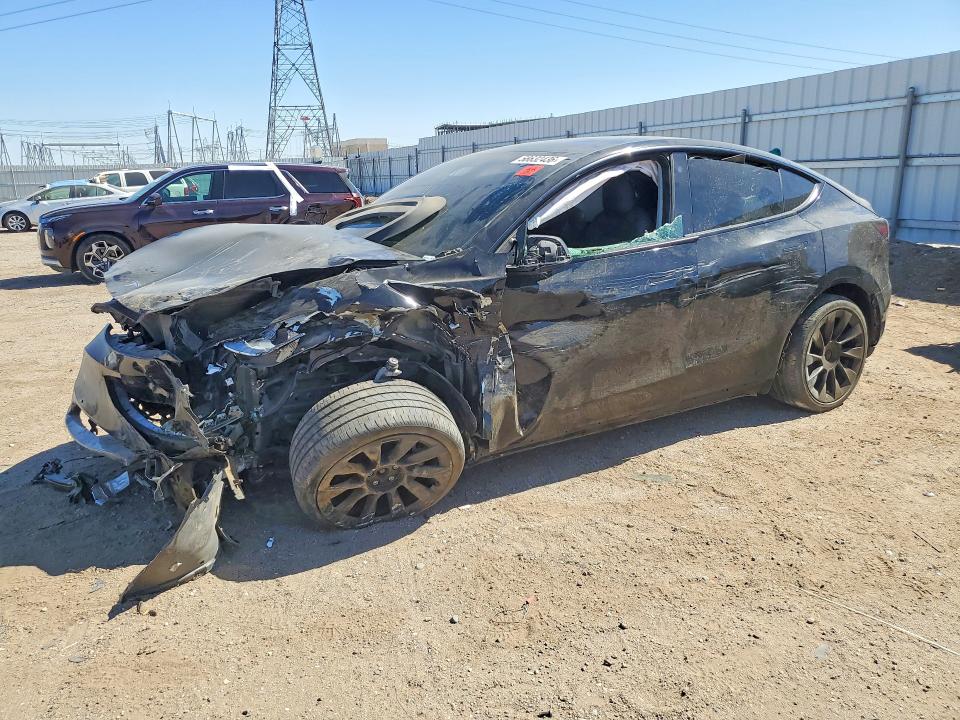 58632436 :رقم المزاد ، 5YJYGDEE4MF285416 vin ، 2021 Tesla Model Y مزاد بيع