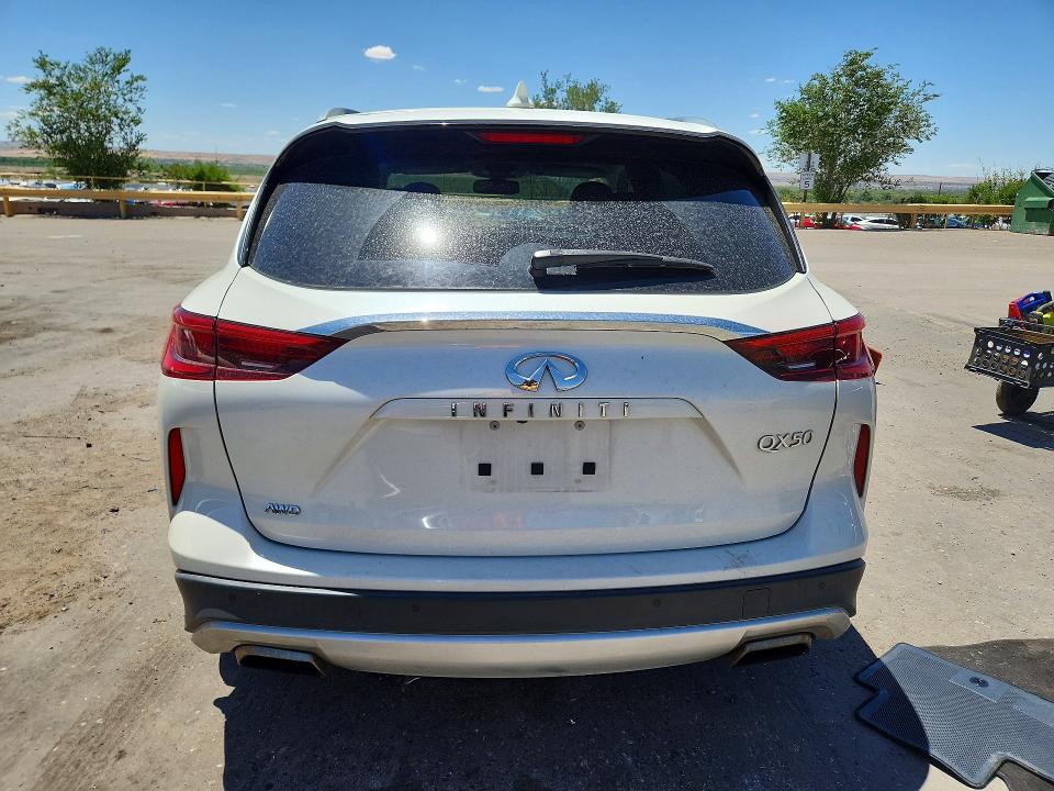 58569676 :رقم المزاد ، 3PCAJ5M37LF120838 vin ، 2020 Infiniti Qx50 مزاد بيع