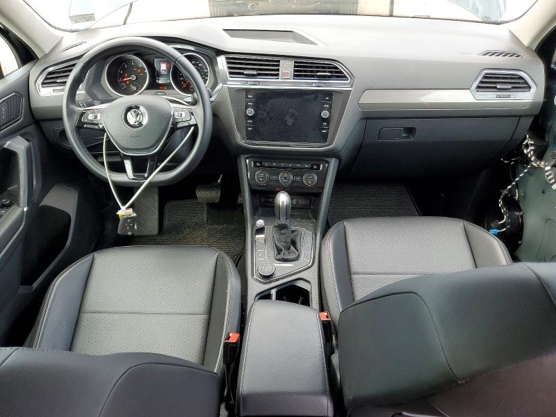 57231936 :رقم المزاد ، 3VV2B7AX5JM078801 vin ، 2018 Volkswagen Tiguan مزاد بيع