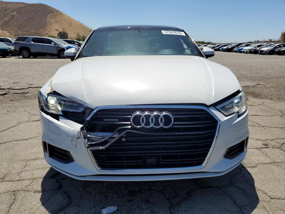 Продаж на аукціоні авто 2018 Audi A3, vin: WAUB8GFF1J1035225, номер лоту: 57009646