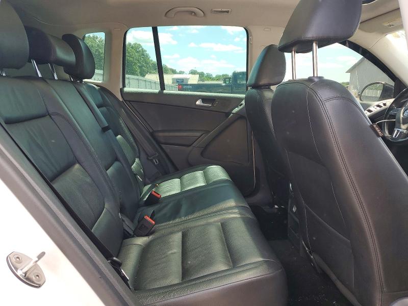 Продажа на аукционе авто 2017 Volkswagen Tiguan, vin: WVGUV7AX8HW505828, номер лота: 58687656