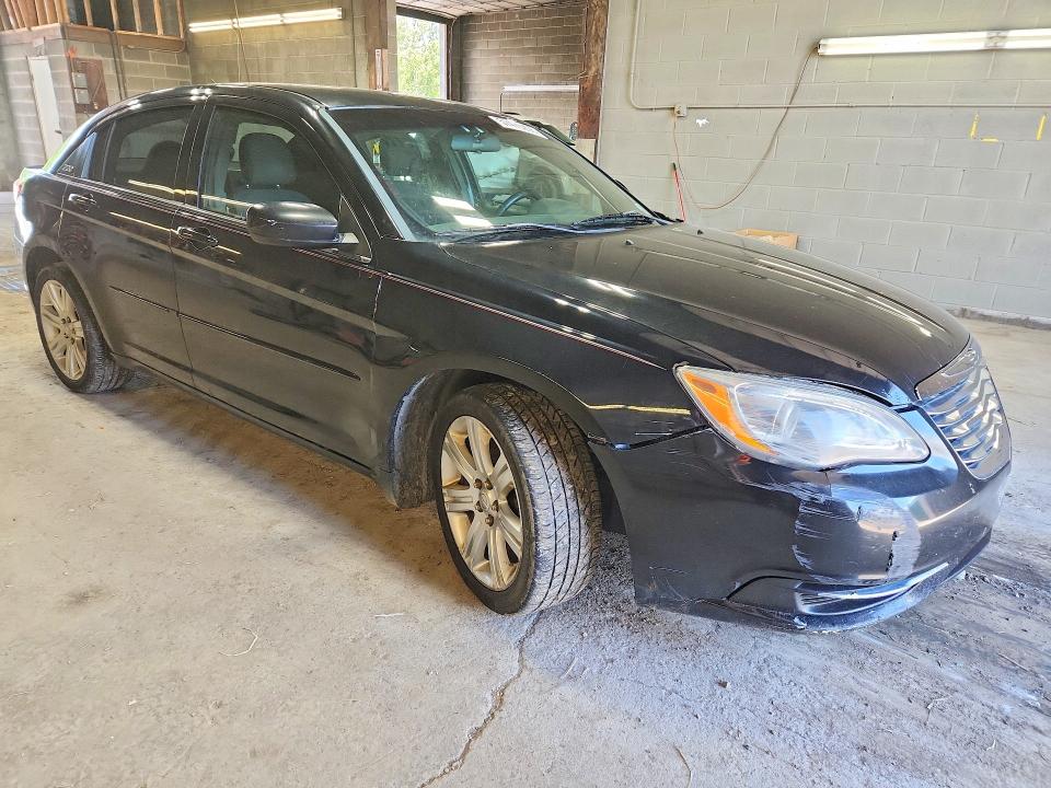 Продажа на аукционе авто 2013 Chrysler 200, vin: 1C3CCBBB5DN732071, номер лота: 57470206