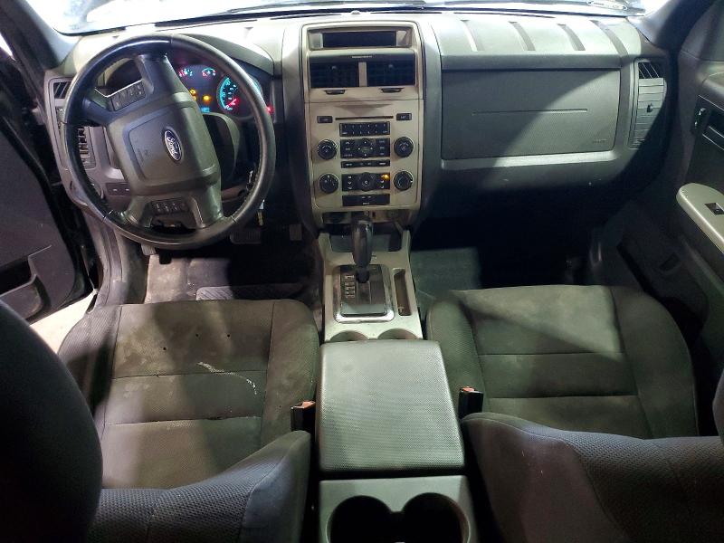 2010 Ford Escape მანქანა იყიდება აუქციონზე, vin: 1FMCU0DG1AKA63280, აუქციონის ნომერი: 56974006