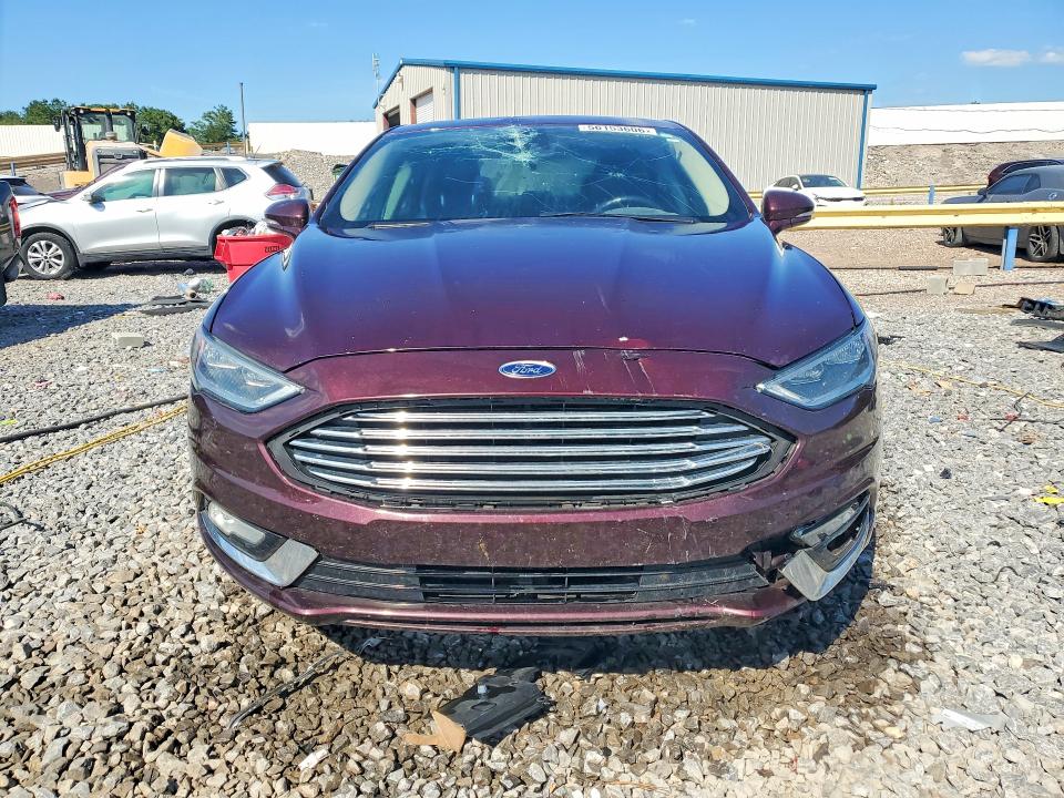 56153606 :رقم المزاد ، 3FA6P0K92JR109245 vin ، 2018 Ford Fusion مزاد بيع